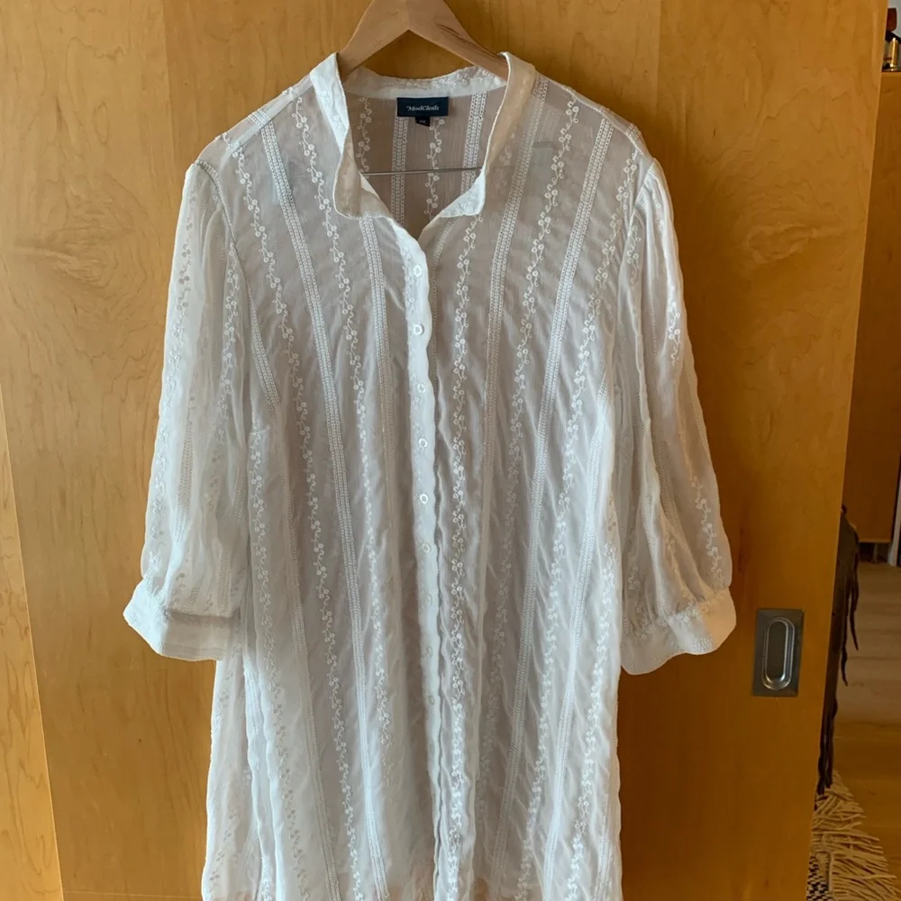 Modcloth Lace Tunic - Picture 1 of 7